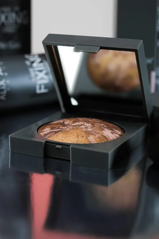 ALIX AVIEN Allık - Baked Blush 101 Marble Peach — Makyaj