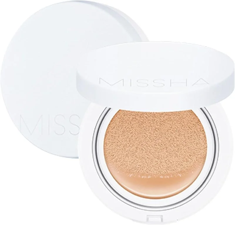 MISSHA Aydınlık Görünüm Sunan SPF50+ PA+++ Cushion Fondöten 15g Magic Cushion Moist Up no.23 — Makyaj